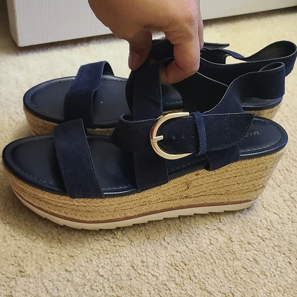 Marc Fisher wedge sandals - Picture 3 of 6